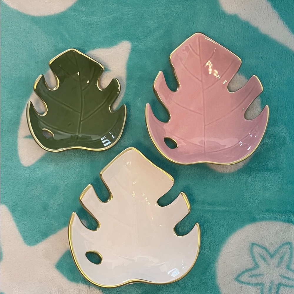 Vagabond Goods Monstera Ceramic Jewelry Set
